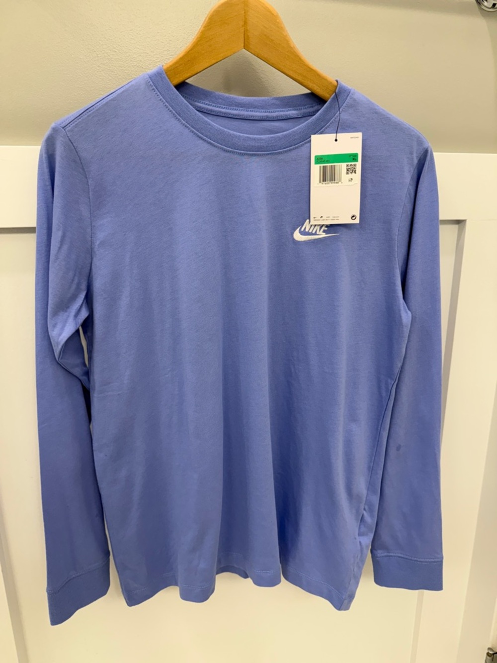 Nike The Nike Tee in Periwinkle Blue